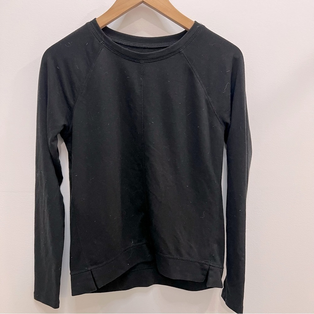DANSKIN black tech shirt with side slits
